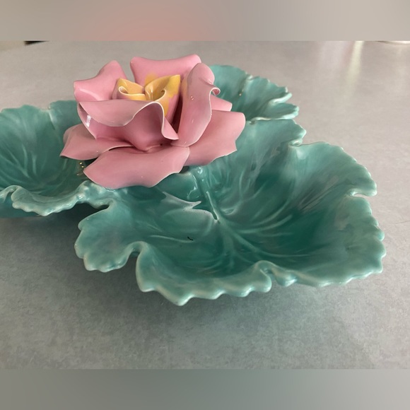 Vintage Enchanto candy dish turquoise leaves (cabbage?) and pink rose - Picture 7 of 16